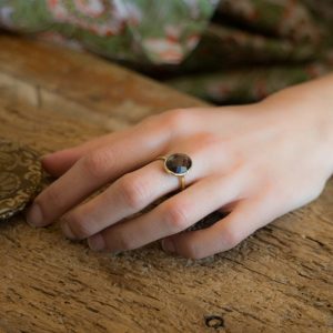 Bague dorée en laiton Quartz Fumé facetté