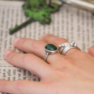 Grosse bague ovale argent malachite