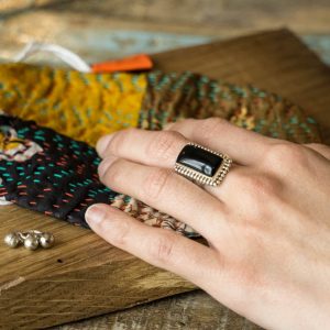 Grosse bague rectangle argent onyx noir