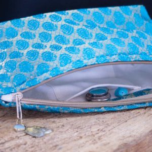 Pochette Bleu Turquoise motifs Jacquard