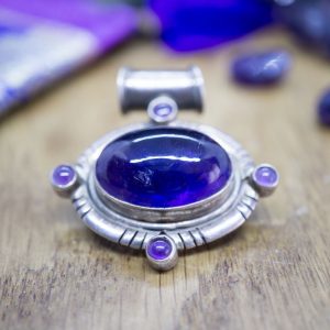 Pendentif Uma en Argent et Améthyste