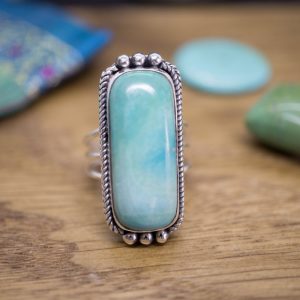 Bague rectangulaire en argent et turquoise mohave bleue