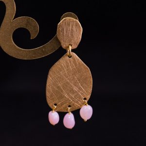 Boucles d'oreilles Nako Laiton Plaqué Or et Quartz Rose