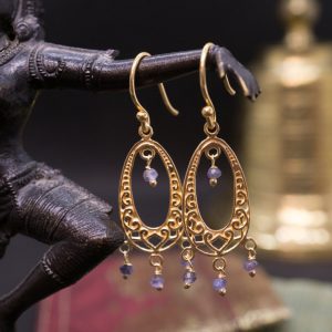 Boucles d’Oreilles Chameli Plaqué Or et Iolite
