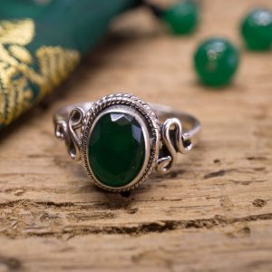 Bague fine Dawa Argent et Pierre Verte