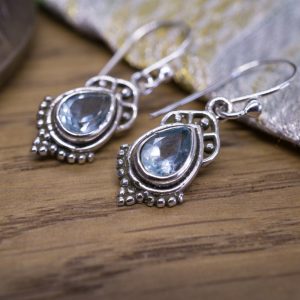 Boucles d’Oreilles Indra Argent et Topaze Bleue